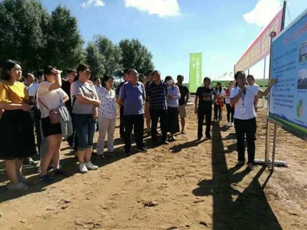 內(nèi)蒙古全區(qū)農(nóng)作物重大病蟲疫情監(jiān)測預(yù)警能力提升現(xiàn)場觀摩會(huì)召開，『托普技術(shù)』驚艷塞北